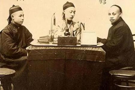 把算命的毒死算命的报复