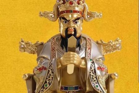 财神爷龙五爷  身上带龙的财神爷像