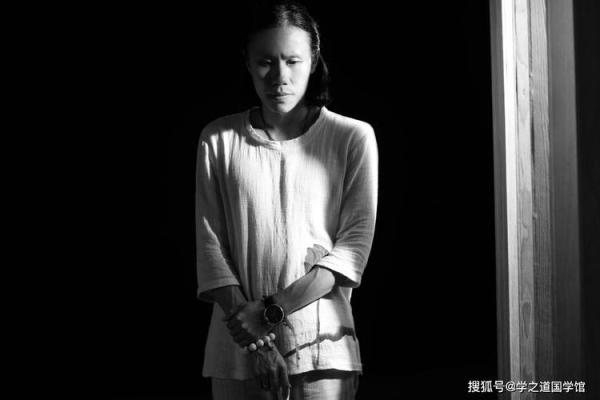 风水堪舆家胡洛瑜老师的人生经历