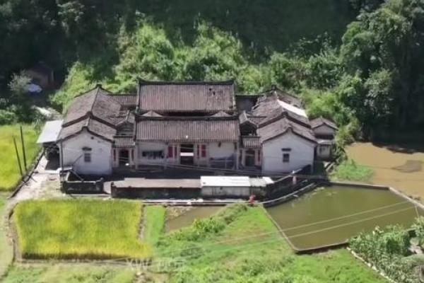 房子在半山腰风水