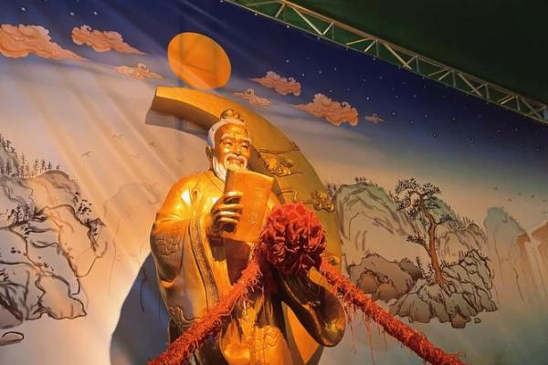 黄大仙灵第十七签求问姻缘