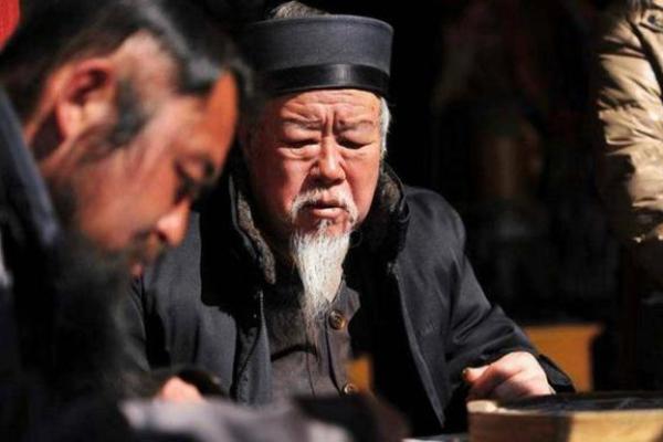 偶遇算命先生完整视频 偶遇算命先生完整视频