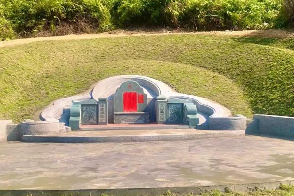 墓地朝向的风水大全,凶吉自断 墓地朝向的风水大全,凶吉自断