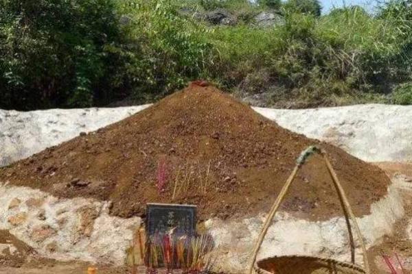 祖坟墓地风水好“五大征兆 ” 祖坟墓地风水好“五大征兆 ”