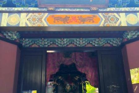 月老祠堂在哪里,泰山顶上的月老庙