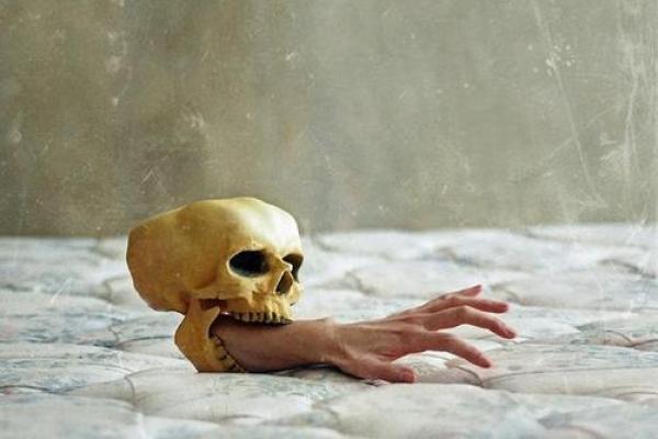 梦见算命说我月底会死去