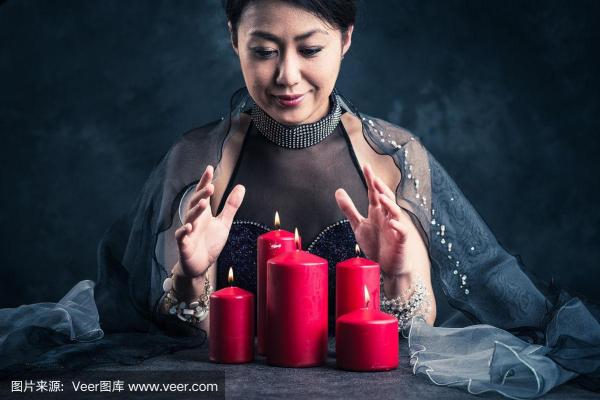 算命先生算女孩好吗