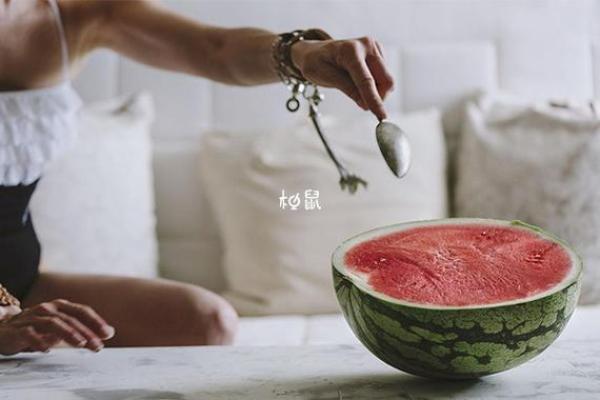 孕妇梦见吃西瓜是胎梦吗风水解答 孕妇梦见吃西瓜是胎梦吗风水解答