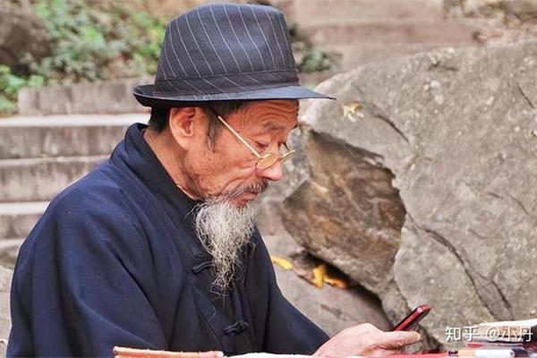 算命先生让我今年避开丧事