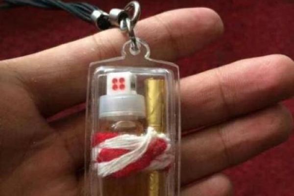 阴牌招桃花 算命中的阴桃花 阴牌招桃花 算命中的阴桃花