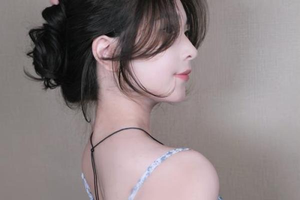 女生外八字 女生外八字