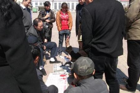 农村好多算命的啊