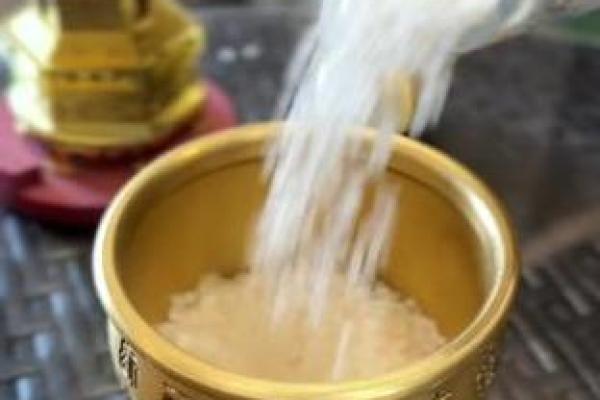 风水之厨房内的米缸应如何摆放